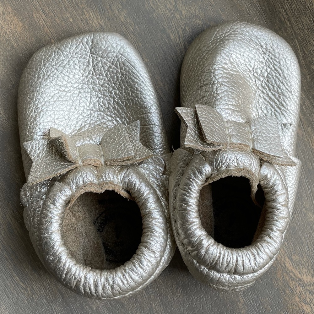 Freshly picked gold leather moccasins size 4 baby